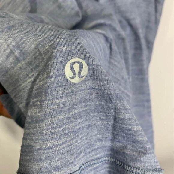 LULULEMON “run for the gold” tank. Built in bra. Size 4. New with tags. Blue. - Picture 8 of 10